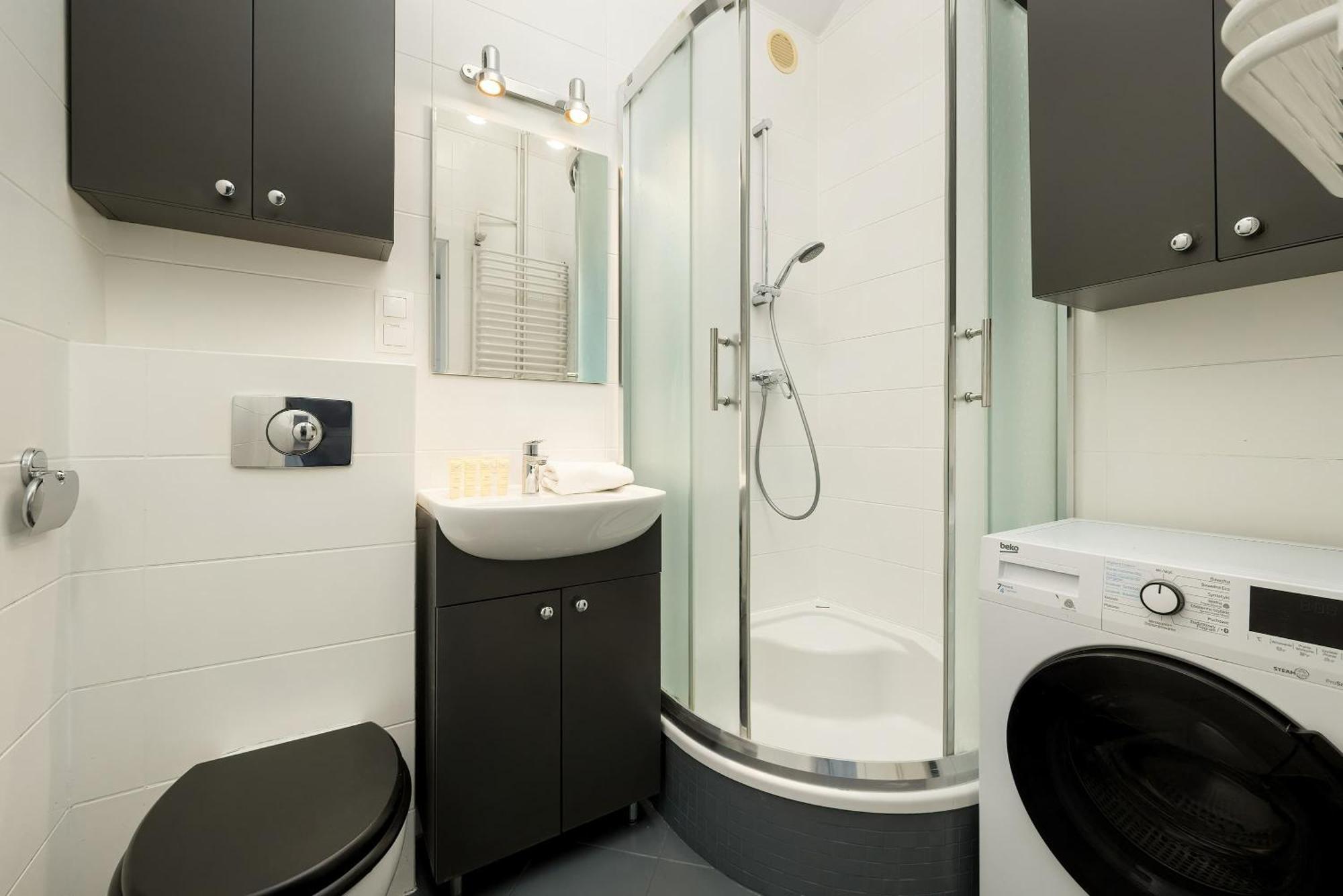 Pawlowa Stylish Apartment With Balcony & Home Office Wroclaw By Noclegi Renters Exteriör bild