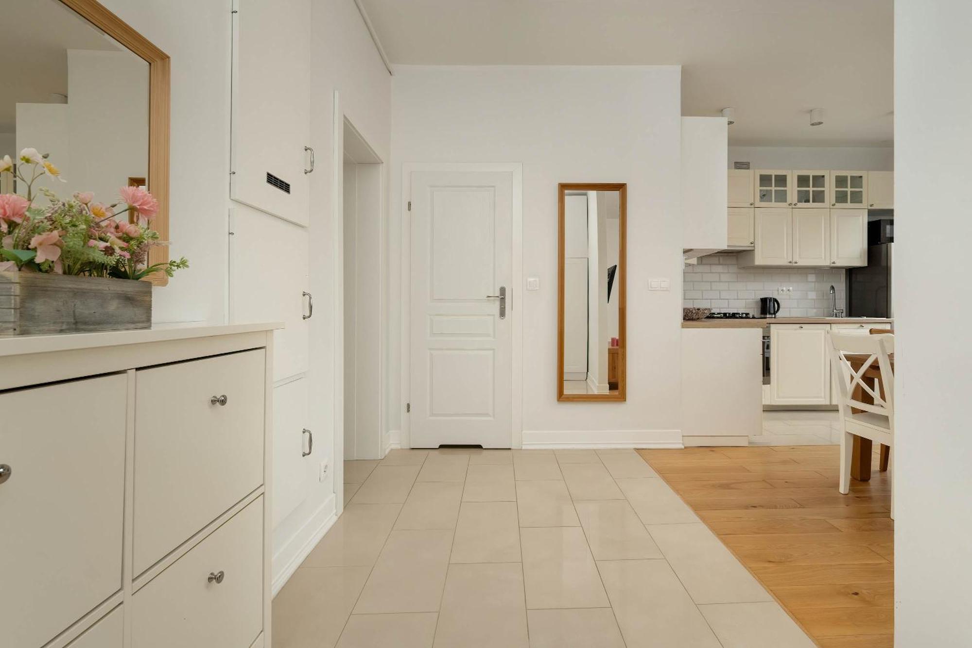 Pawlowa Stylish Apartment With Balcony & Home Office Wroclaw By Noclegi Renters Exteriör bild