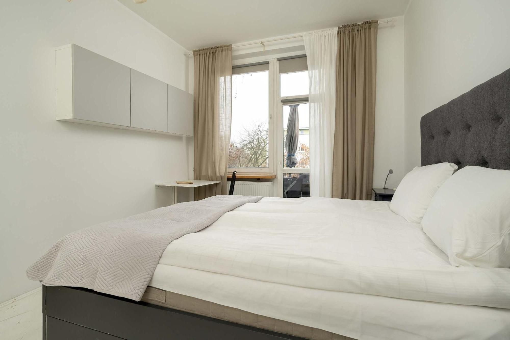 Pawlowa Stylish Apartment With Balcony & Home Office Wroclaw By Noclegi Renters Exteriör bild